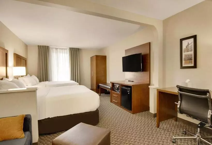 هتل Comfort Inn Airport