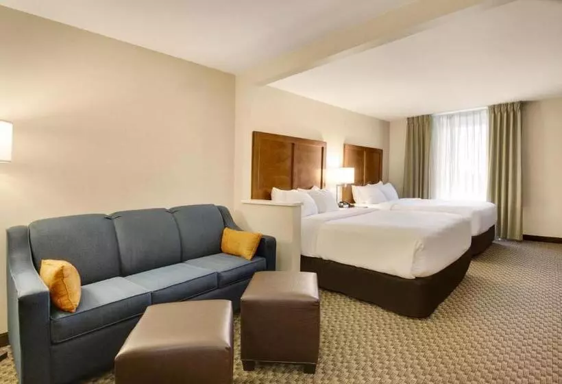 هتل Comfort Inn Airport