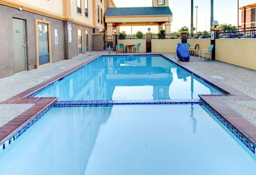 Отель Comfort Inn Corsicana East