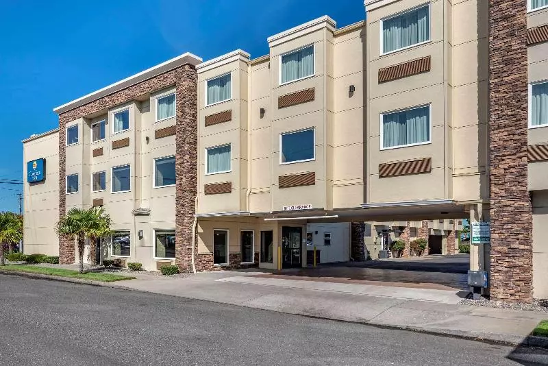 Отель Comfort Inn Portland Near I84 And I205