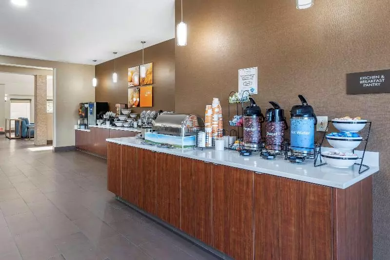 酒店 Comfort Inn Portland Near I84 And I205