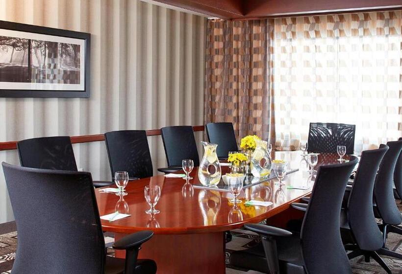 هتل Courtyard Boston Woburn/boston North