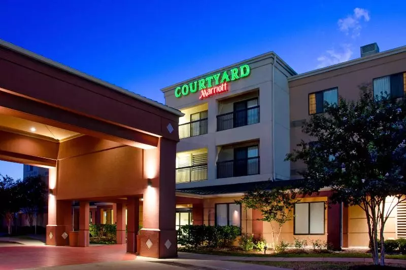 ホテル Courtyard By Marriott Bryan College Station