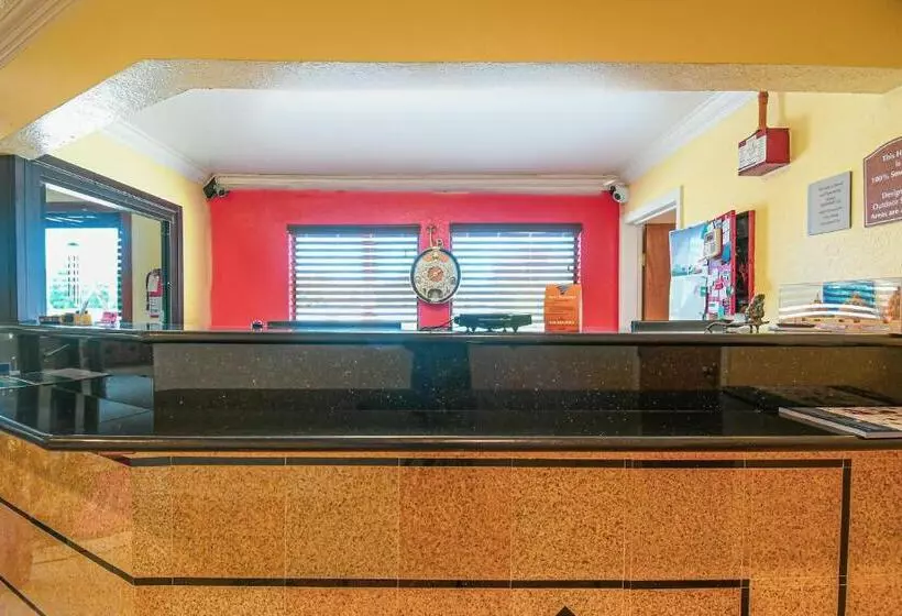 OYO Hotel Shenandoah Woodlands Mall