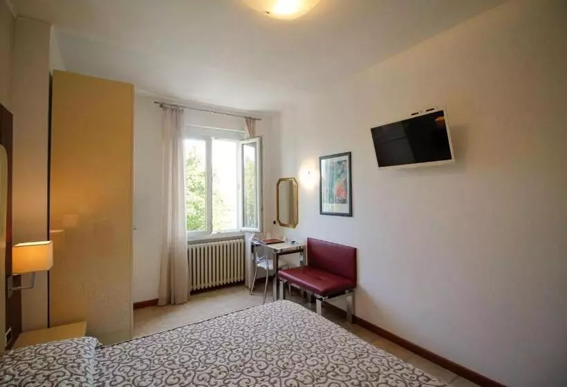 בית מלון כפרי Europa