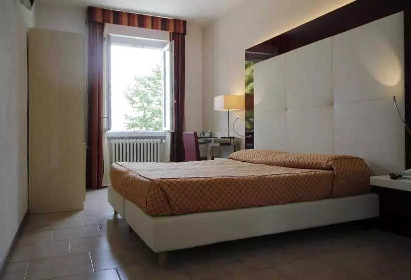 בית מלון כפרי Europa