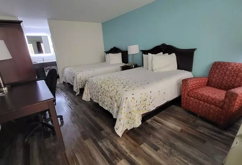 فندق Greeneville Inn And Suites