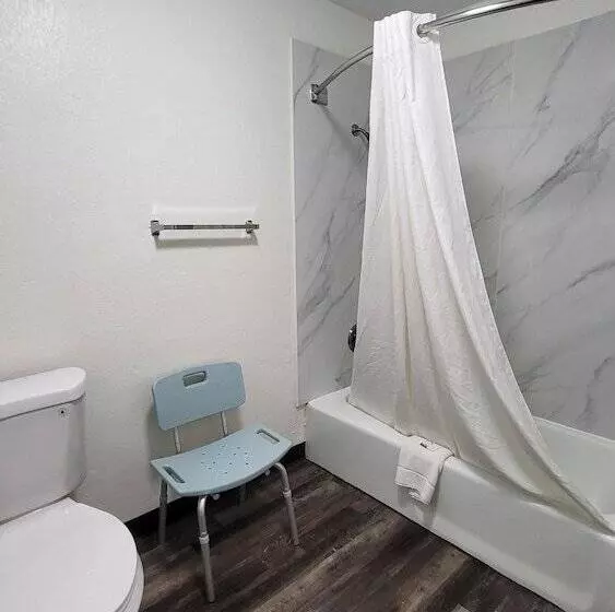 فندق Greeneville Inn And Suites