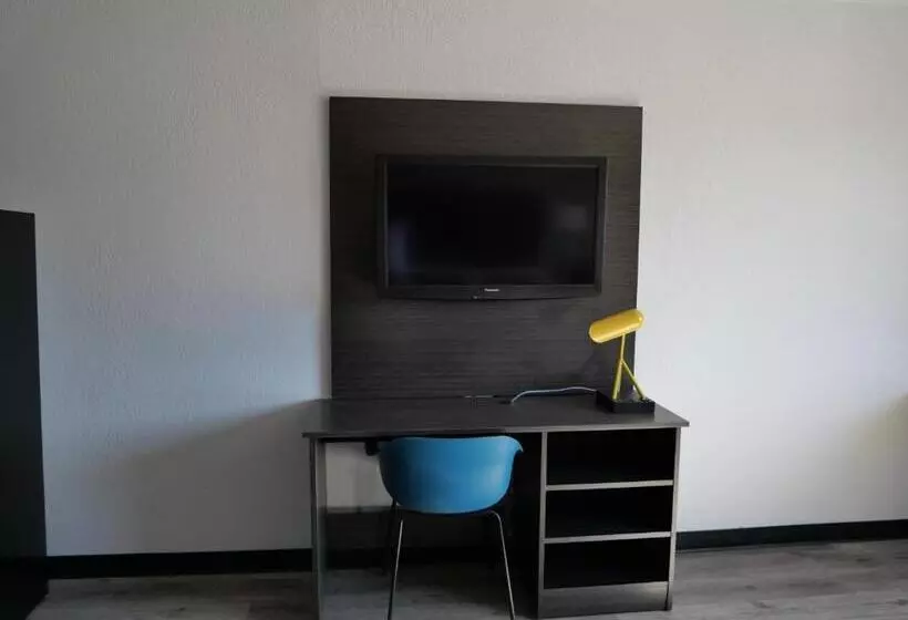 هتل Hilltop Express Inn