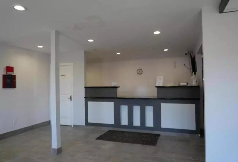 هتل Hilltop Express Inn