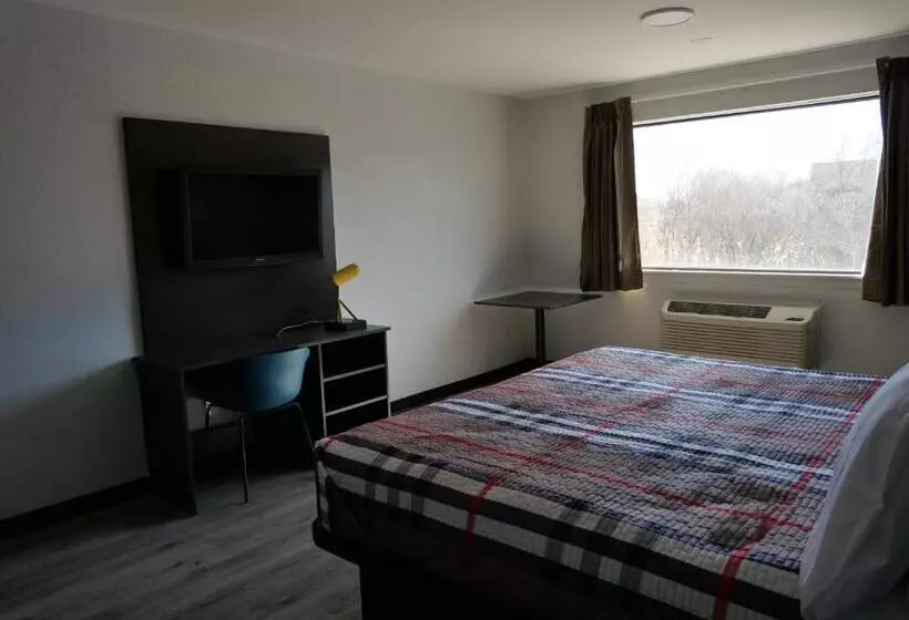 هتل Hilltop Express Inn