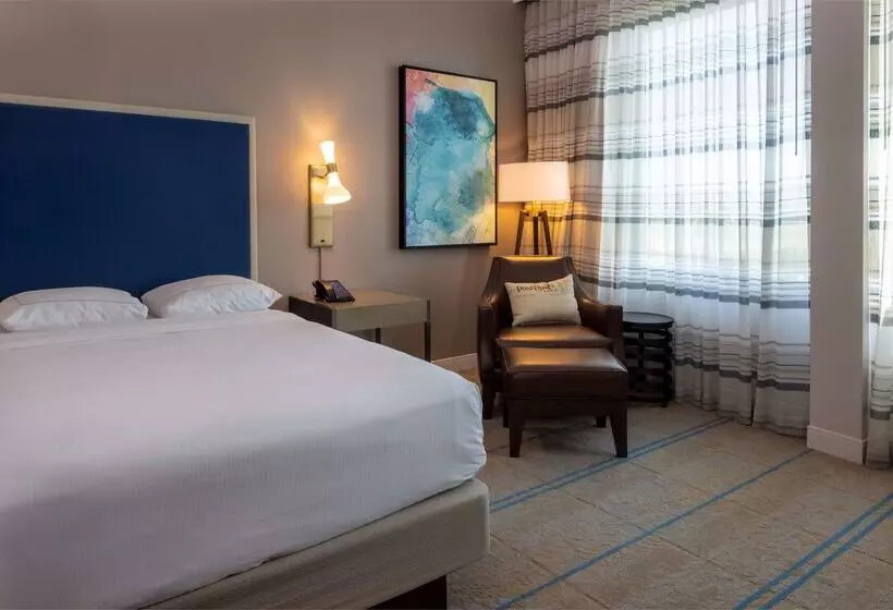 فندق Hilton Austin Airport