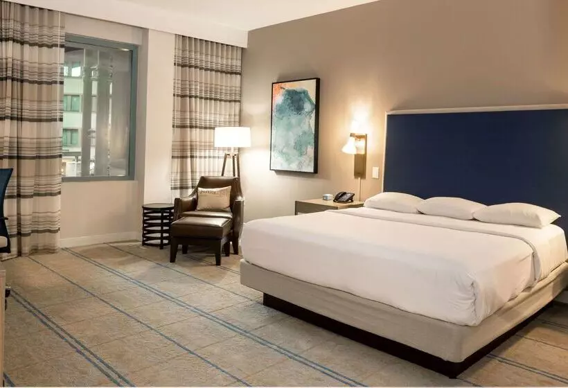 فندق Hilton Austin Airport