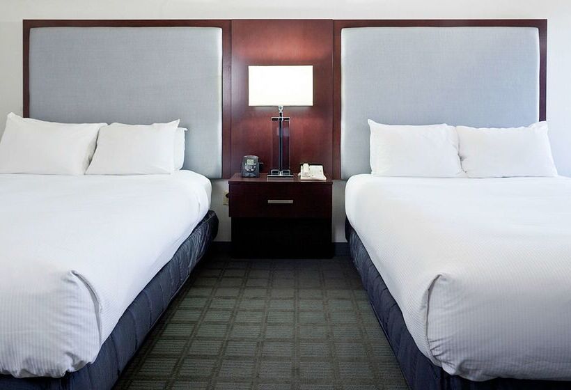 호텔 Hilton Scranton & Conference Center