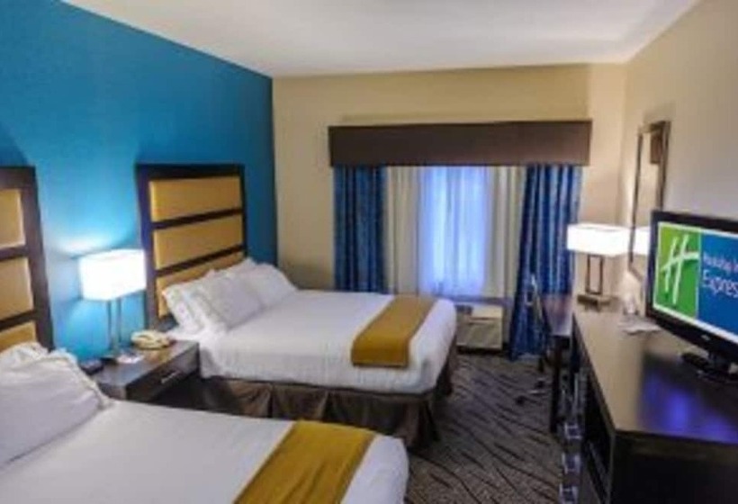 Отель Holiday Inn Express Ludlow Chicopee Area, An Ihg