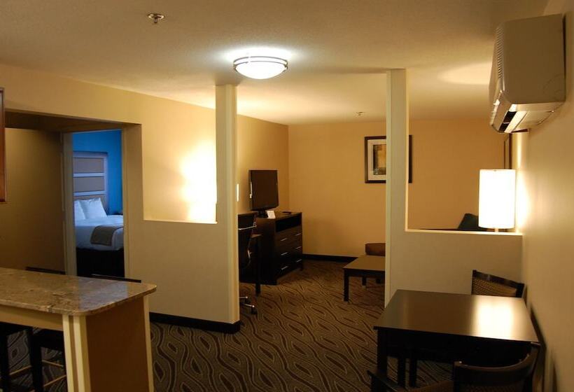 Отель Holiday Inn Express Ludlow Chicopee Area, An Ihg