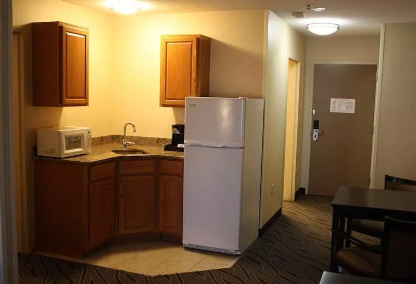 فندق Holiday Inn Express   Ludlow   Chicopee Area, An Ihg