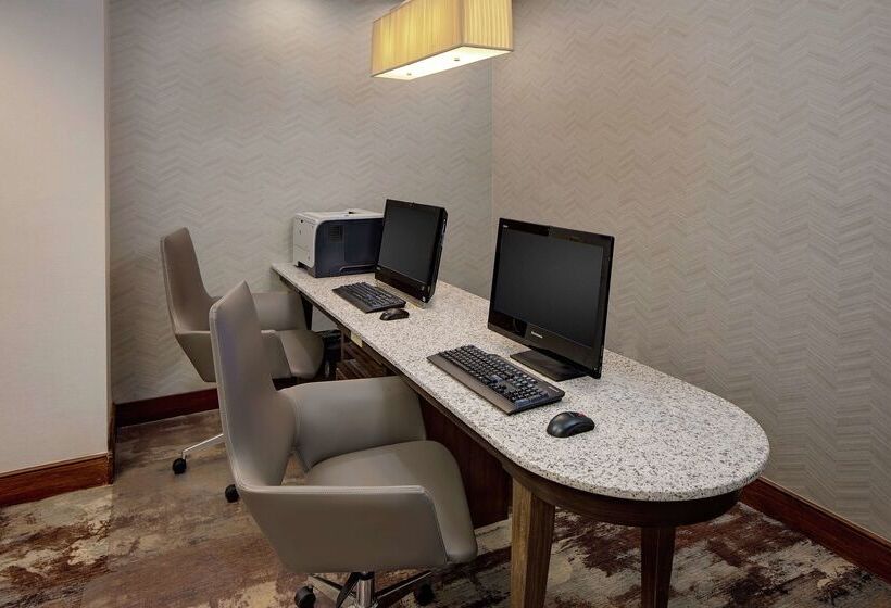 هتل Homewood Suites By Hilton Boston/billerica