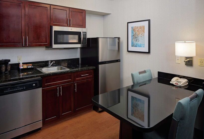 هتل Homewood Suites By Hilton Boston/billerica