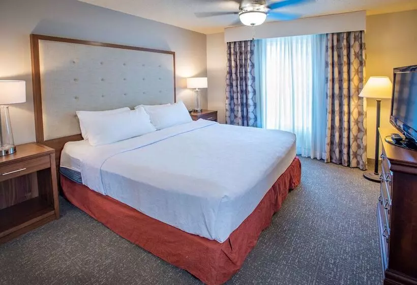 هتل Pensacola Suites