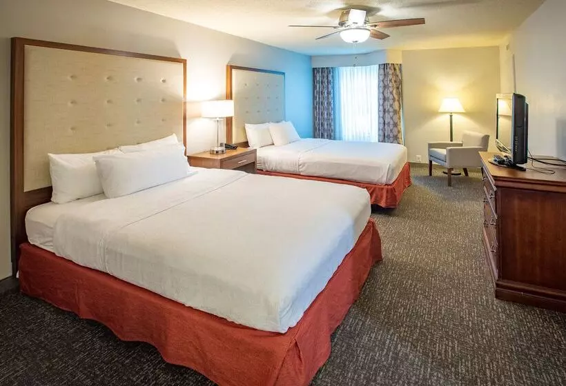 هتل Pensacola Suites