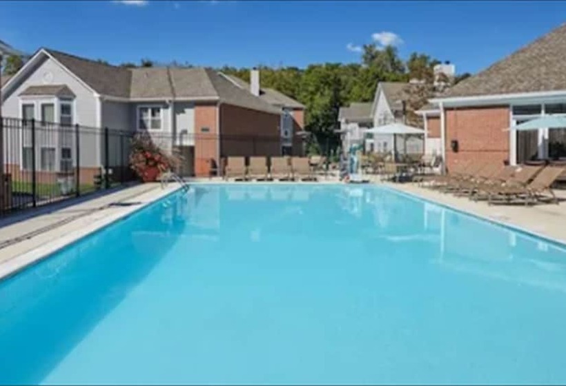 בית מלון כפרי Homewood Suites By Hilton St. Louischesterfield