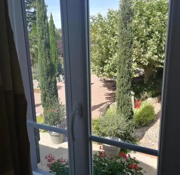 בית מלון כפרי Hostellerie Bourguignonne