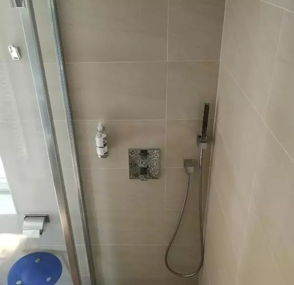 בית מלון כפרי Hostellerie Bourguignonne