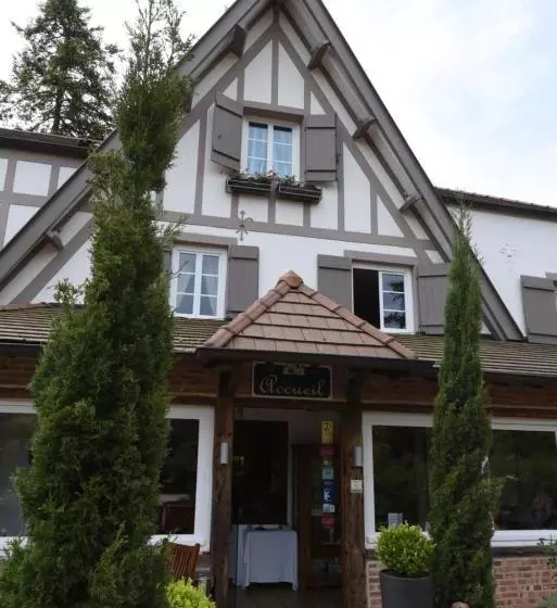 בית מלון כפרי Hostellerie Bourguignonne