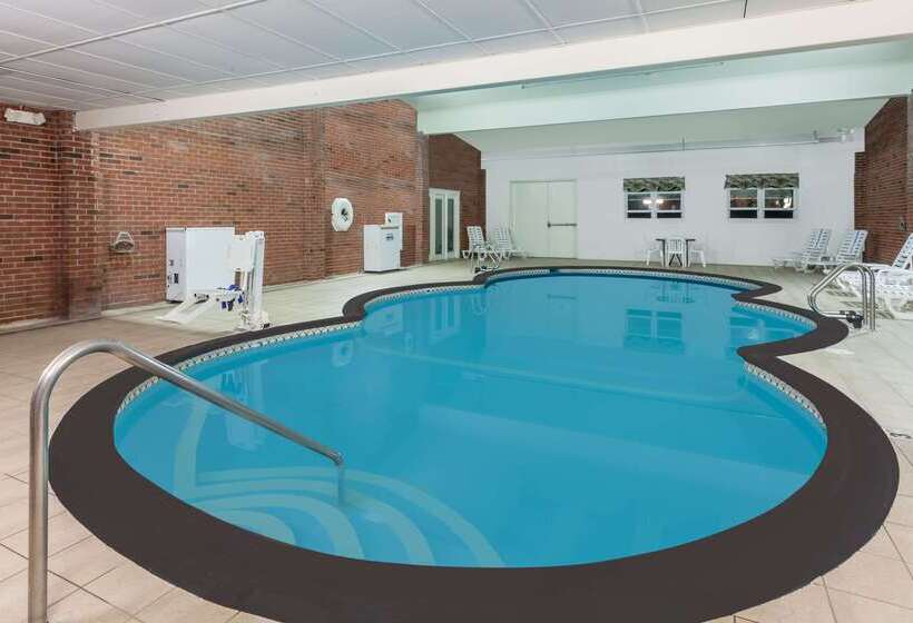 Otel Howard Johnson By Wyndham Mystic