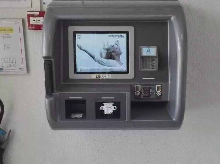 ホテル Heco Lyon Sud Vienne