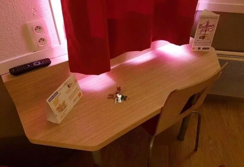 ホテル Heco Lyon Sud Vienne