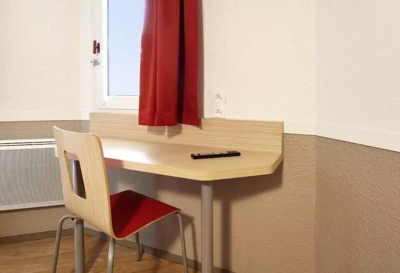 ホテル Heco Lyon Sud Vienne