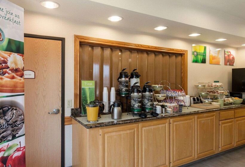 호텔 Quality Inn Buffalo