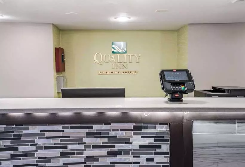 هتل Quality Inn