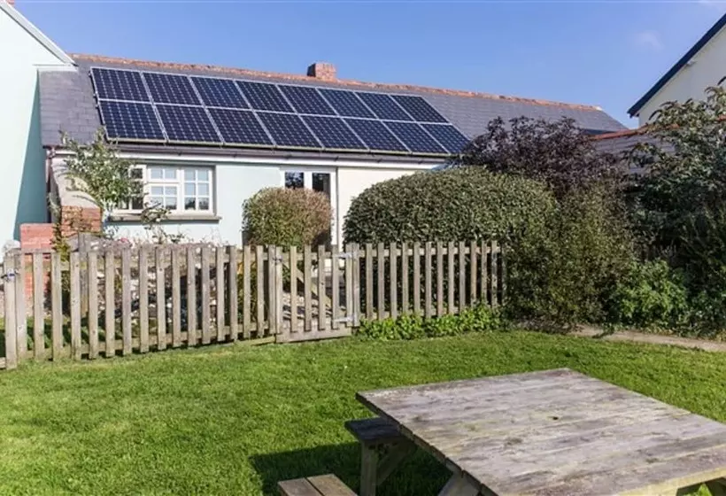 Cheristow Farm Cottages