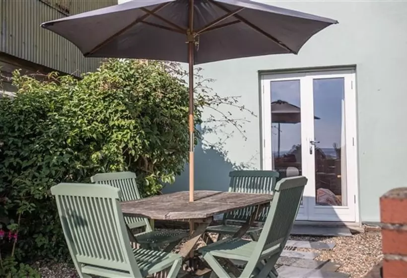 Cheristow Farm Cottages