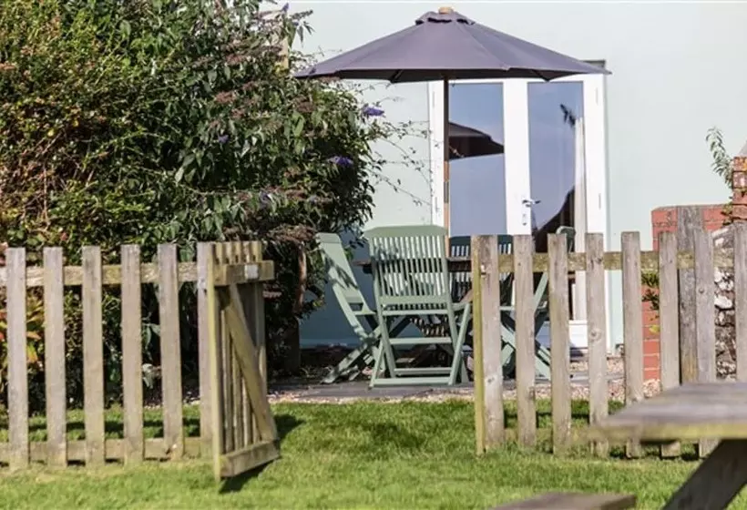 Cheristow Farm Cottages