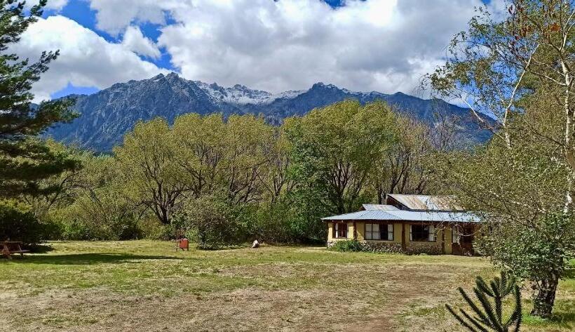 הוסטל Hostería De Montaña Las Pataguas