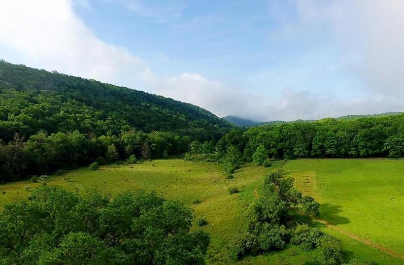 Капсульный Oтель River Mountain