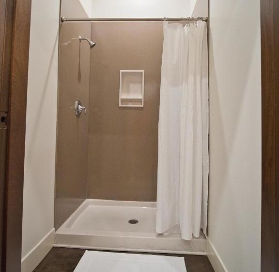 Капсульный Oтель River Mountain