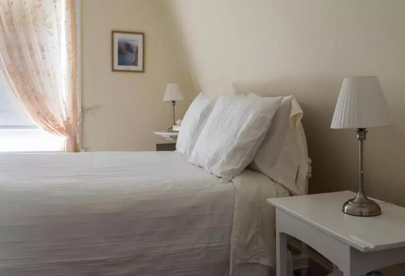 Majatalo Russelltown Inn