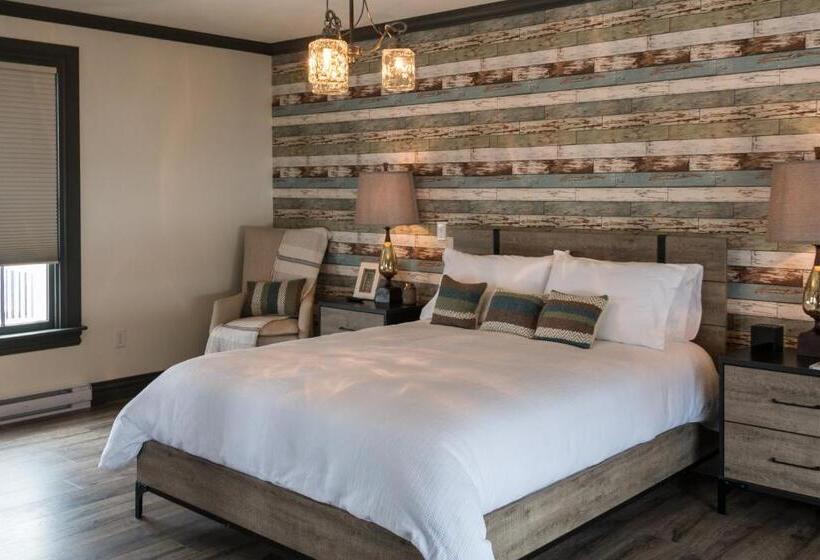 پانسیون Russelltown Inn