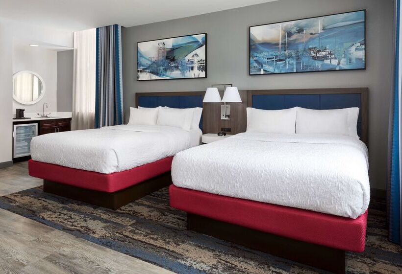 Hampton Inn & Suites Baltimore Inner Harbor