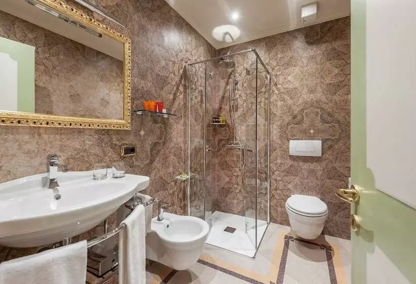 هتل Al Ponte Antico