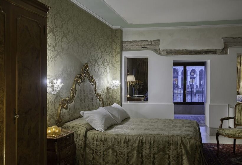 هتل Al Ponte Antico