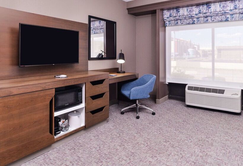 هتل Hampton Inn Albuquerqueuniversity/midtown