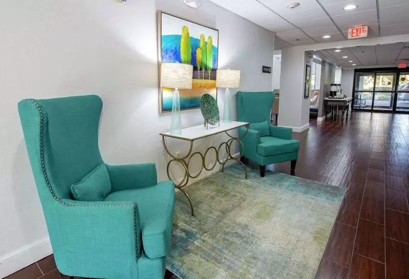 호텔 Hampton Inn & Suites Lafayette