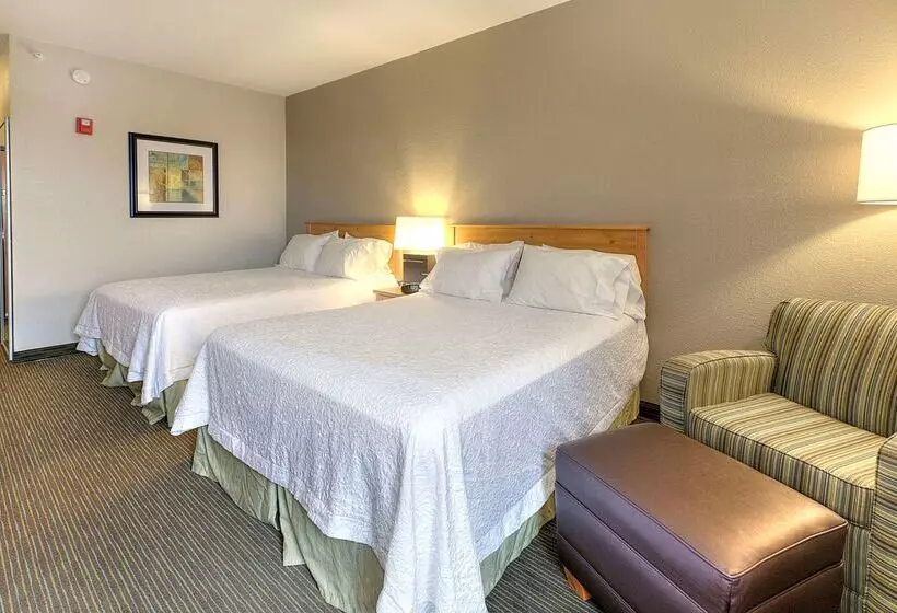 فندق Hampton Inn & Suites By Hilton Petoskey