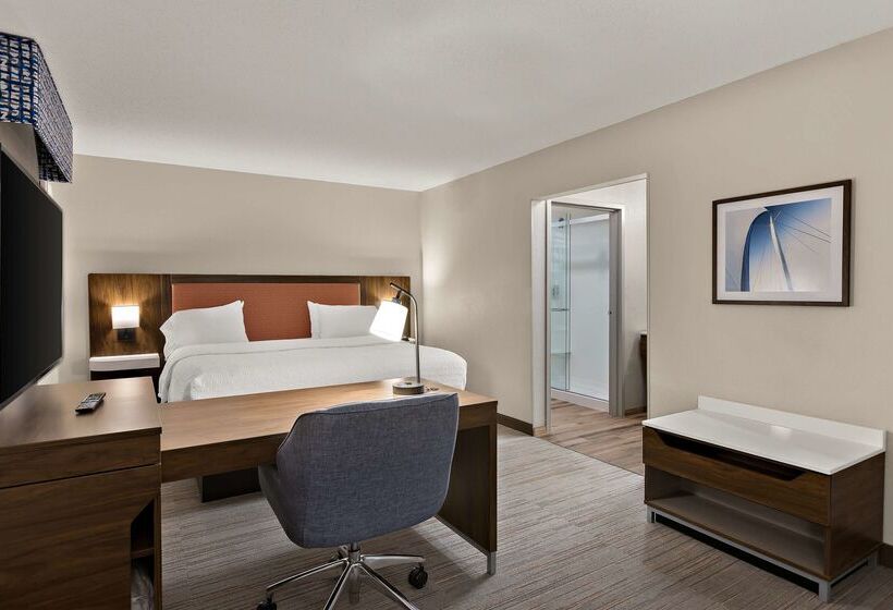 ホテル Hampton Inn & Suites By Hilton Petoskey